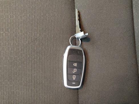 Used 2016 Dodge Durango SXT image 32