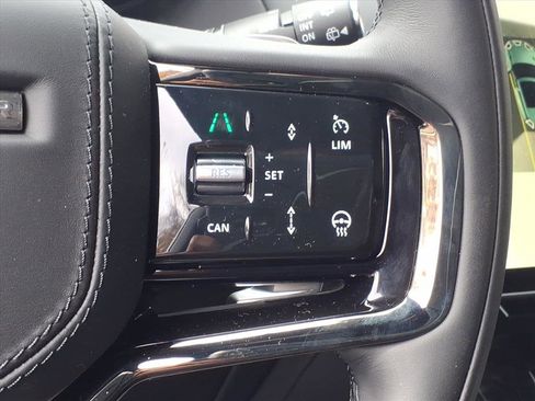 New 2025 Land Rover Range Rover Sport Dynamic SE image 15