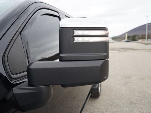 Used 2023 Chevrolet Silverado 3500 High Country w/ Z71 Off-Road Package AWD/4WD image 81