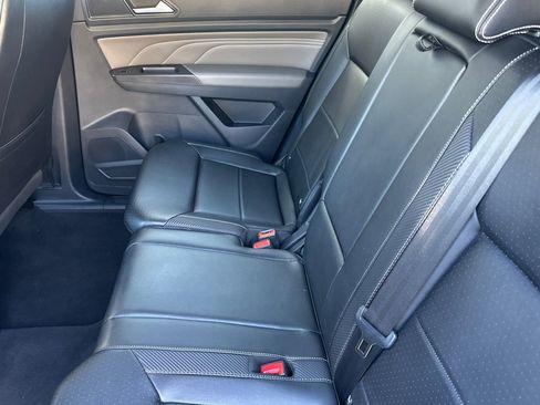 Used 2022 Volkswagen Atlas Cross Sport SE AWD/4WD image 12