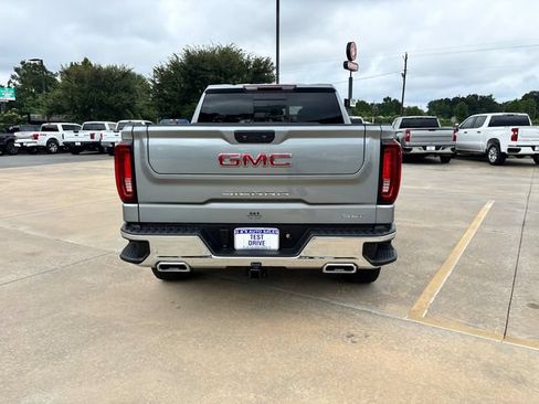 Used 2023 GMC Sierra 1500 SLT w/ SLT Premium Plus Package AWD/4WD image 6