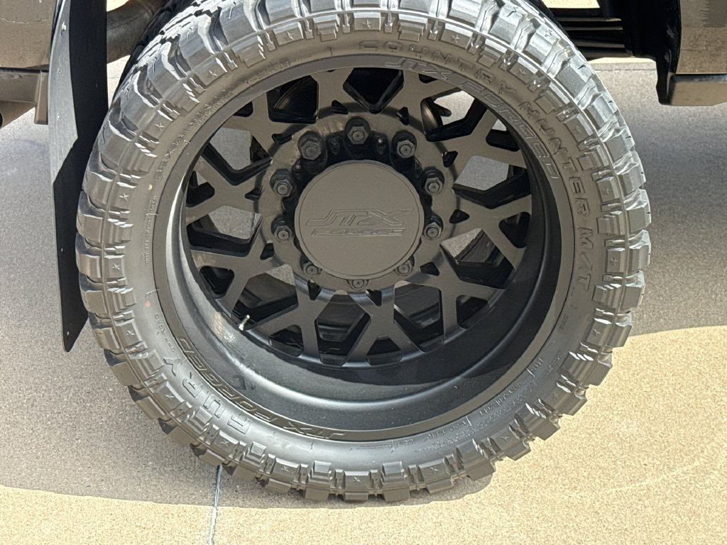 Used 2024 RAM 3500 Limited w/ Night Edition AWD/4WD image 10