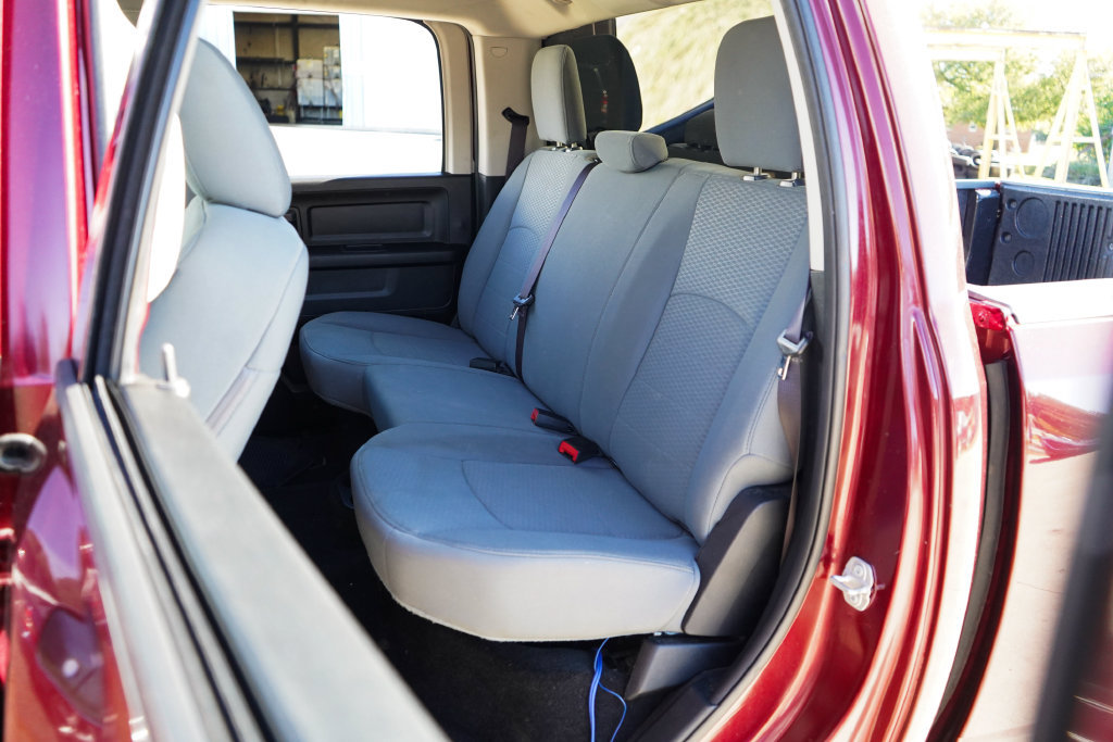 Used 2017 RAM 1500 Express AWD/4WD image 9