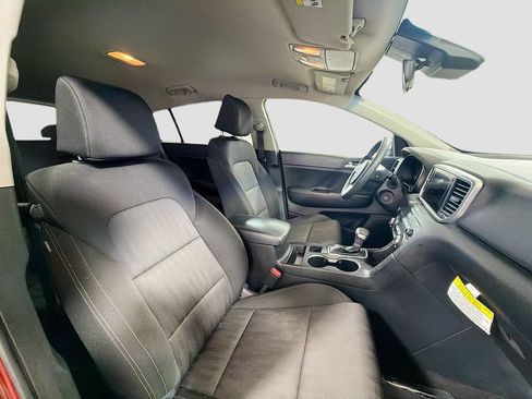 Used 2020 Kia Sportage LX FWD image 27