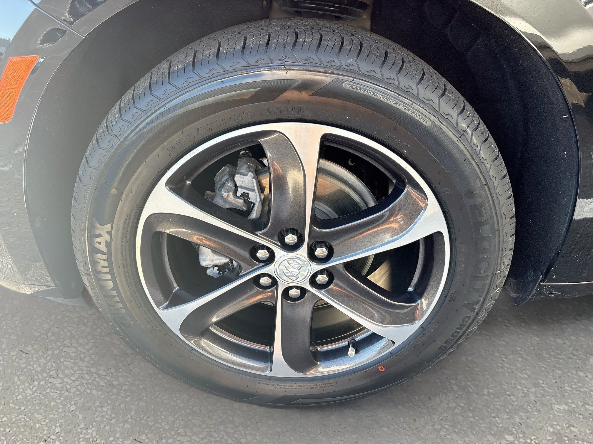 Used 2022 Buick Enclave Essence w/ Experience Buick Package FWD image 5