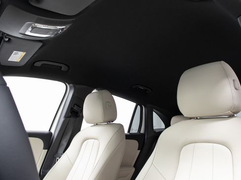 New 2025 Mercedes-Benz GLA 250 4MATIC image 15