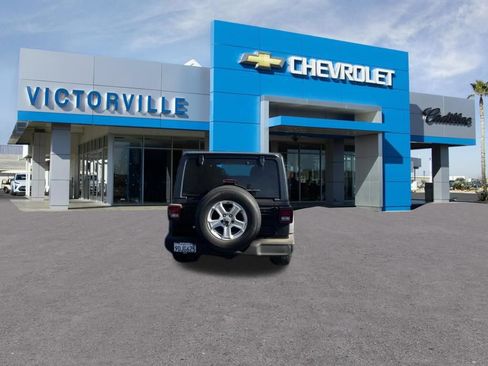 Used 2019 Jeep Wrangler Unlimited Sport S AWD/4WD image 7