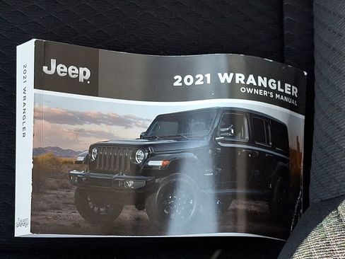 Used 2021 Jeep Wrangler Unlimited Sport AWD/4WD image 31