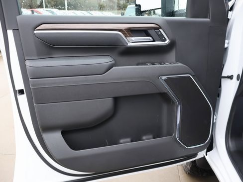 New 2026 Chevrolet Silverado 3500 LT w/ Trail Boss Package image 12