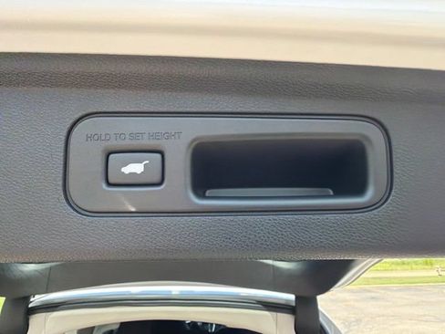 New 2026 Honda Odyssey Touring image 15