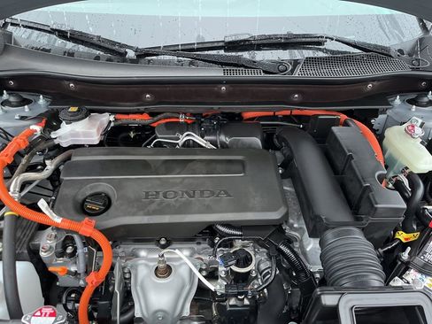 Certified 2025 Honda CR-V Sport Touring image 15