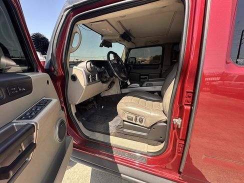 Used 2003 HUMMER H2 w/ Preferred Equipment Group AWD/4WD image 15