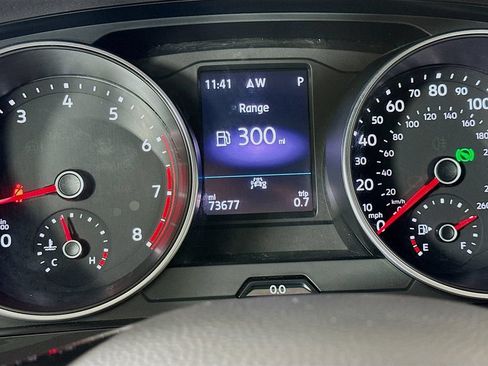 Used 2021 Volkswagen Tiguan SE R-Line AWD/4WD image 12