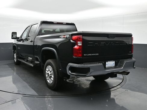 Used 2022 Chevrolet Silverado 2500 LT image 5