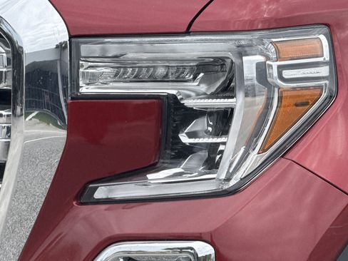 Used 2019 GMC Sierra 1500 SLT w/ SLT Premium Plus Package image 5