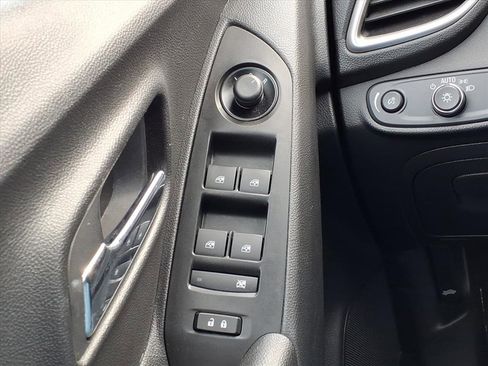 Used 2021 Chevrolet Trax LS w/ Tint and Cruise Package image 24