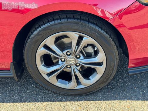 Used 2023 Honda Accord EX image 10