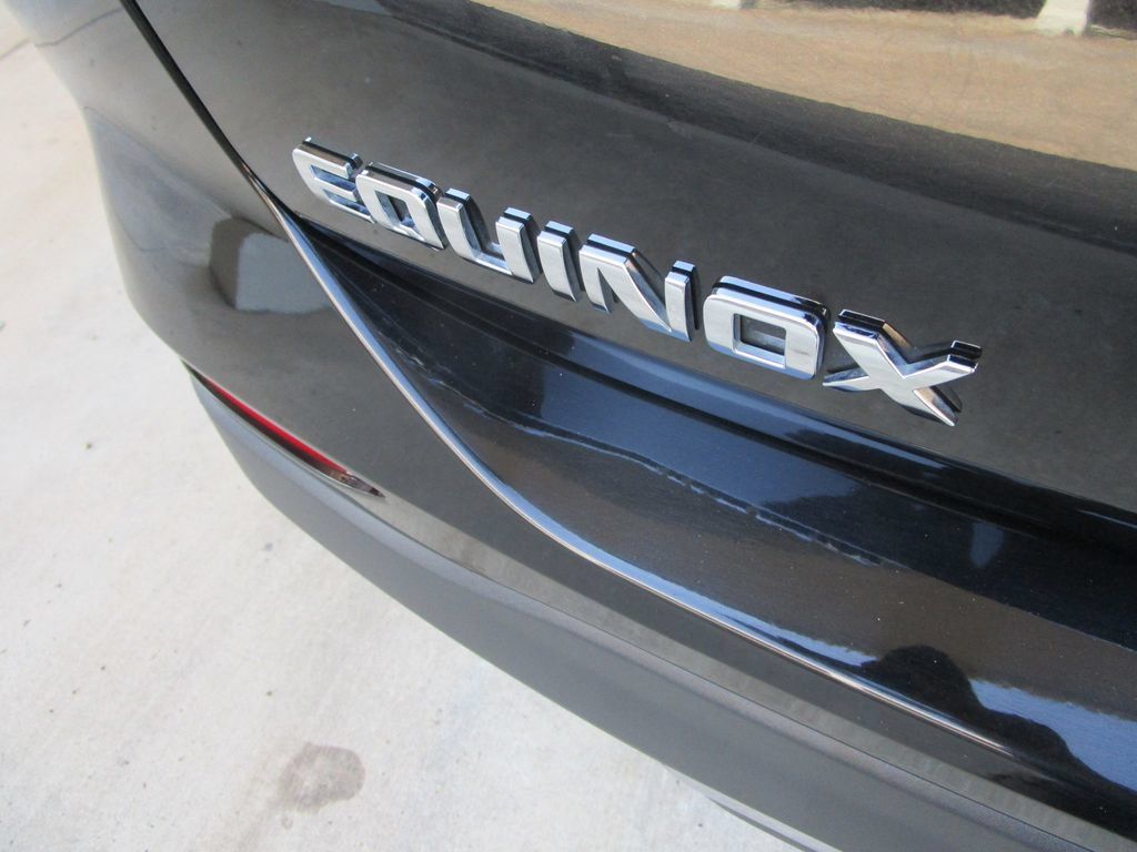 Used 2024 Chevrolet Equinox LT FWD image 15