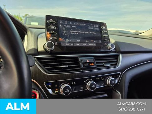 Used 2022 Honda Accord Touring image 21
