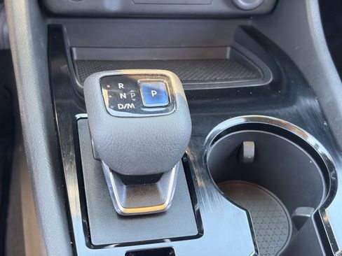 Used 2021 Nissan Rogue S FWD image 23