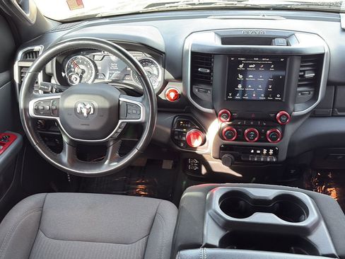 Used 2021 RAM 1500 Big Horn image 26