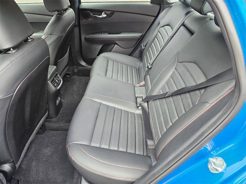 Used 2022 Kia Forte GT image 10