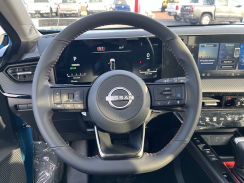 New 2026 Nissan Kicks SR w/ Cold Weather Package image 20