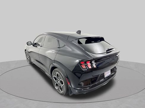 Used 2021 Ford Mustang Mach-E GT AWD/4WD image 30
