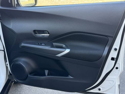 Used 2023 Nissan Kicks SV FWD image 54