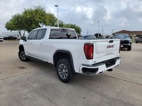 Used 2024 GMC Sierra 1500 AT4 w/ Technology Package image 5