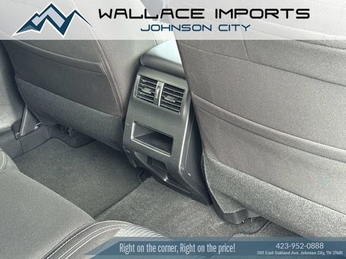 Used 2024 Mitsubishi Outlander ES AWD/4WD image 38