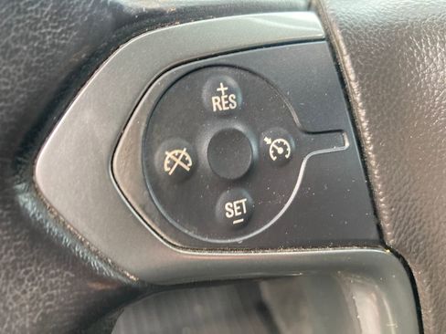 Used 2019 Chevrolet Silverado 1500 LT w/ All Star Edition image 36