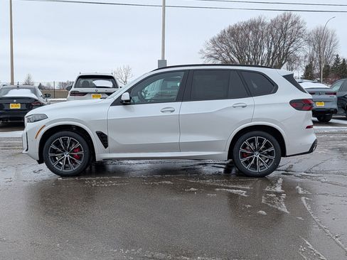 New 2026 BMW X5 xDrive40i w/ M Sport Package image 3