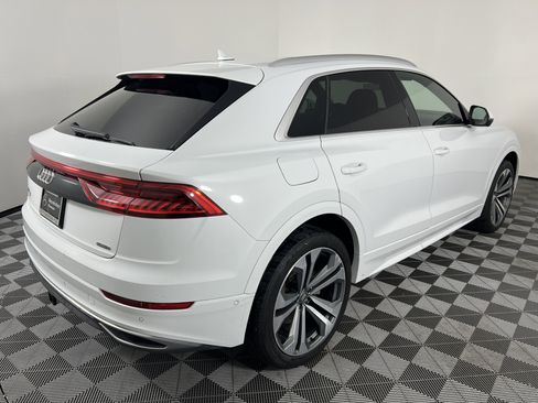 Used 2019 Audi Q8 Premium Plus w/ Premium Plus AWD/4WD image 13