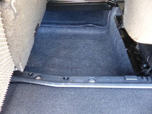 Used 2019 Dodge Grand Caravan SE w/ UConnect Hands-Free Group FWD image 30