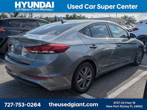 Used 2018 Hyundai Elantra SEL FWD image 2