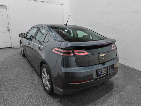 Used 2012 Chevrolet Volt Premium w/ Premium Trim Package FWD image 6