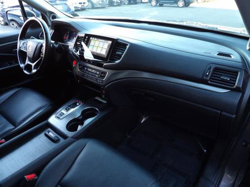 Used 2021 Honda Pilot Special Edition image 18