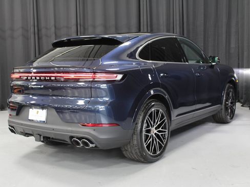 New 2026 Porsche Cayenne S image 7