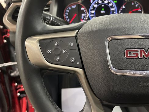 Used 2023 GMC Acadia Denali image 19