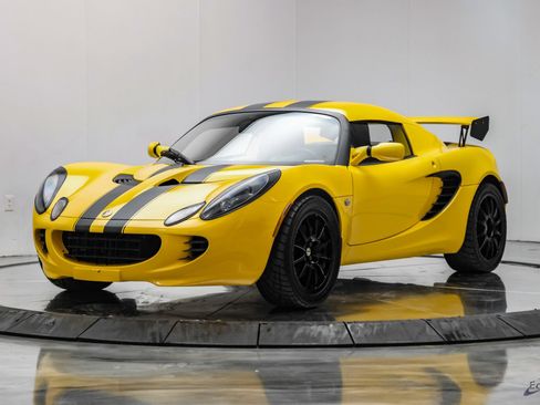 Used 2005 Lotus Elise RWD image 5