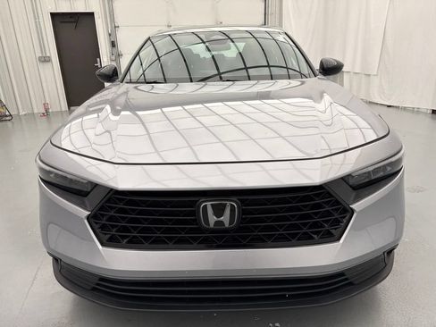 Used 2024 Honda Accord Sport image 2