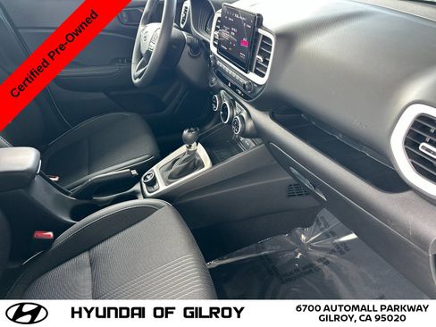 Certified 2025 Hyundai Venue Limited image 17
