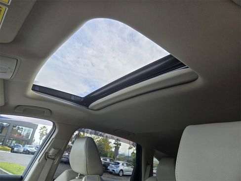 Used 2017 Acura MDX SH-AWD w/ Technology Package image 19