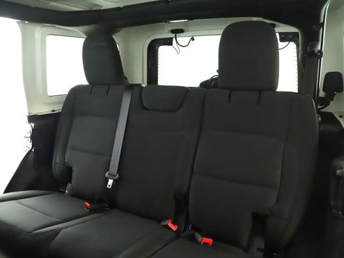 Used 2021 Jeep Wrangler Unlimited Sport AWD/4WD image 5