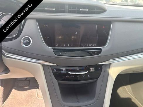 Certified 2022 Cadillac XT5 Premium Luxury AWD/4WD image 11