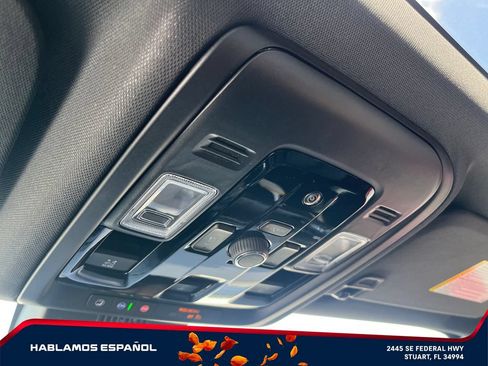 New 2026 GMC Yukon XL AT4 AWD/4WD image 34
