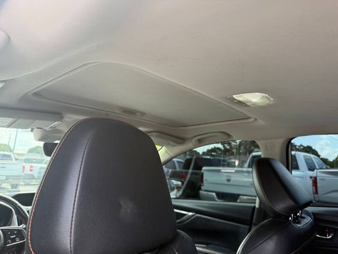 Used 2018 Subaru Crosstrek 2.0i Limited AWD/4WD image 12