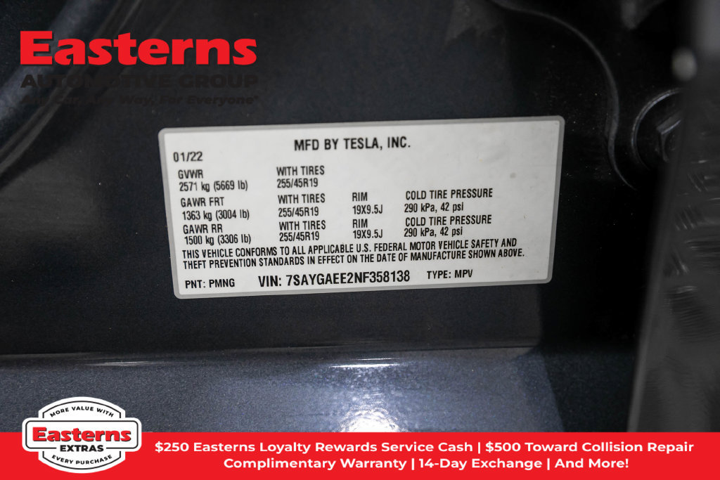 Used 2022 Tesla Model Y Long Range AWD/4WD image 30