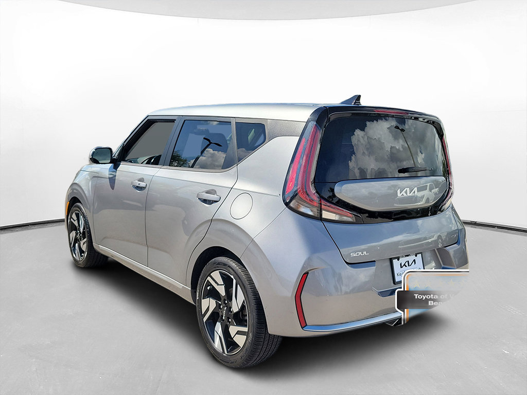 Certified 2023 Kia Soul GT-Line FWD image 6
